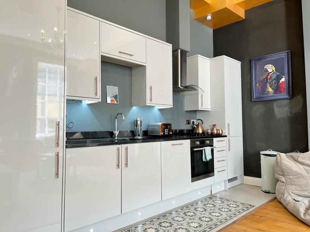 Unique & Luxurious 2 Bedroom City Centre Apartment Nottingham Dış mekan fotoğraf